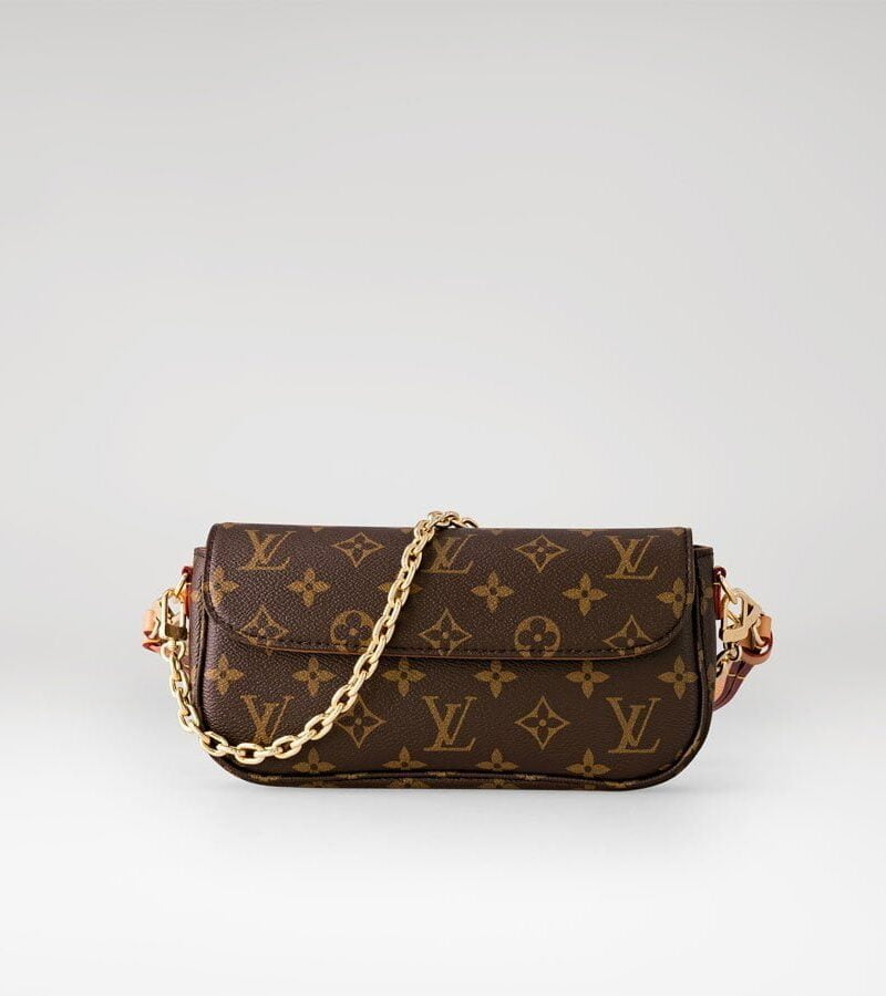 LOUIS VUITTON Wallet on Chain Ivy