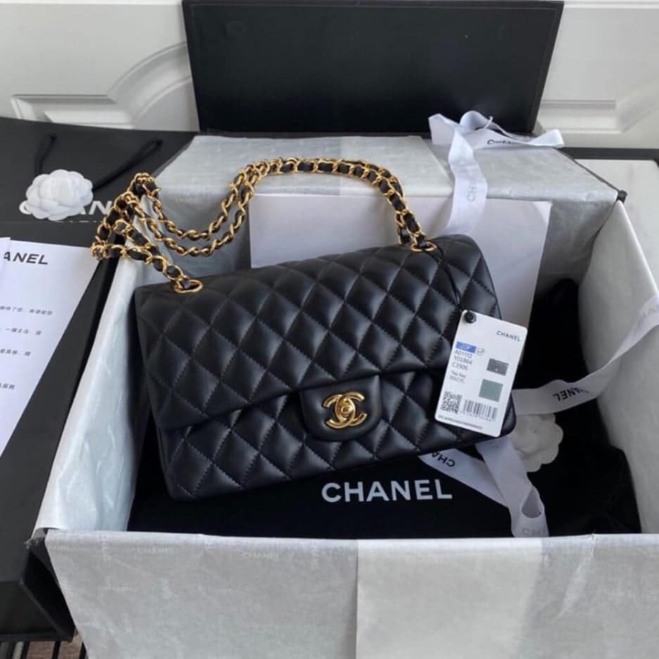 CHANEL CLASSIC HANDBAG Lambskin & Gold Metal